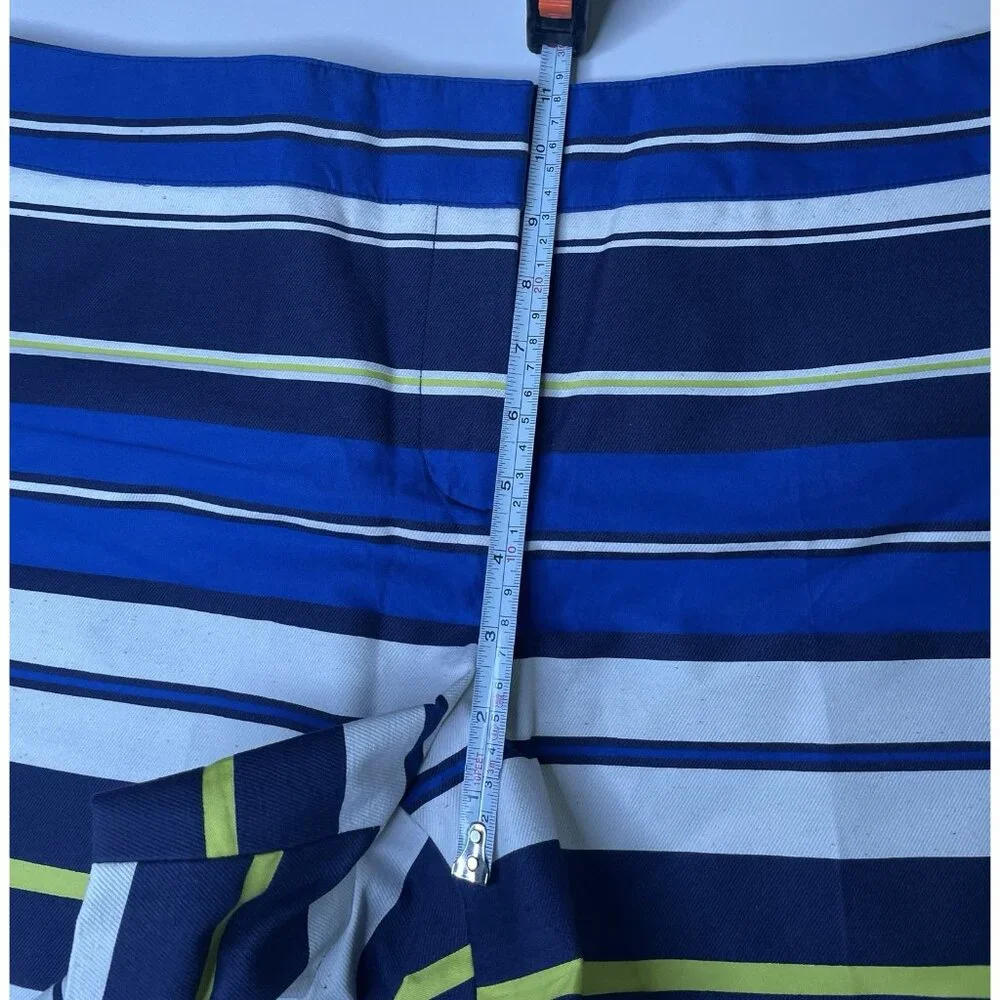 Ann Taylor LOFT women’s green White blue striped flat front shorts 12 L NWT - Picture 8 of 8